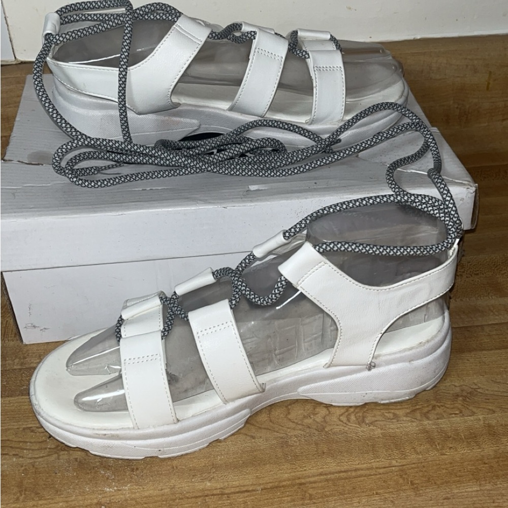 BAMBOO White Chunky Sandals with Adjustable Straps